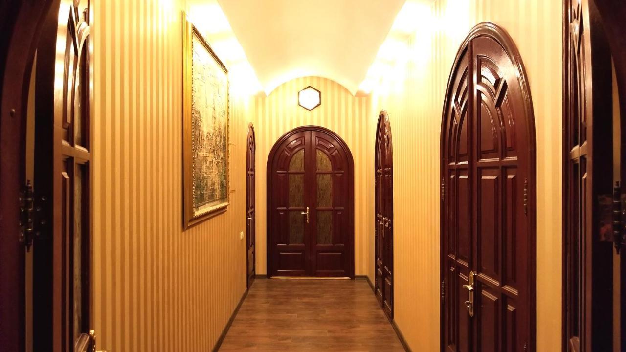 Kiev Central Boutique Hotel Exterior photo